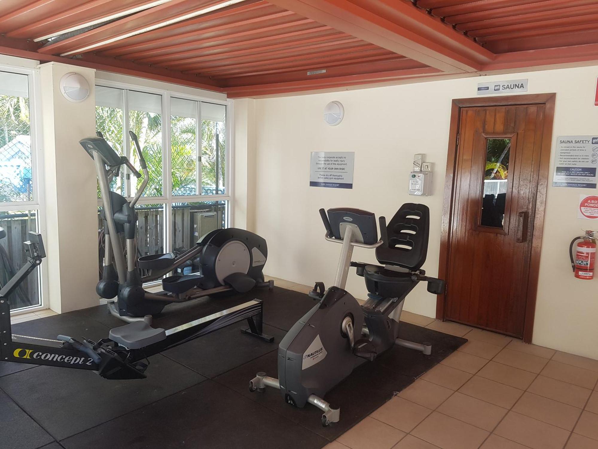 Surfers/Broadbeach Pool View. Free Parking & Wifi Gold Coast Exterior foto